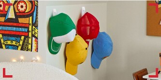 Ideas para colgar gorras en la pared, sin herramientas, con Ganchos adehsivos Command.